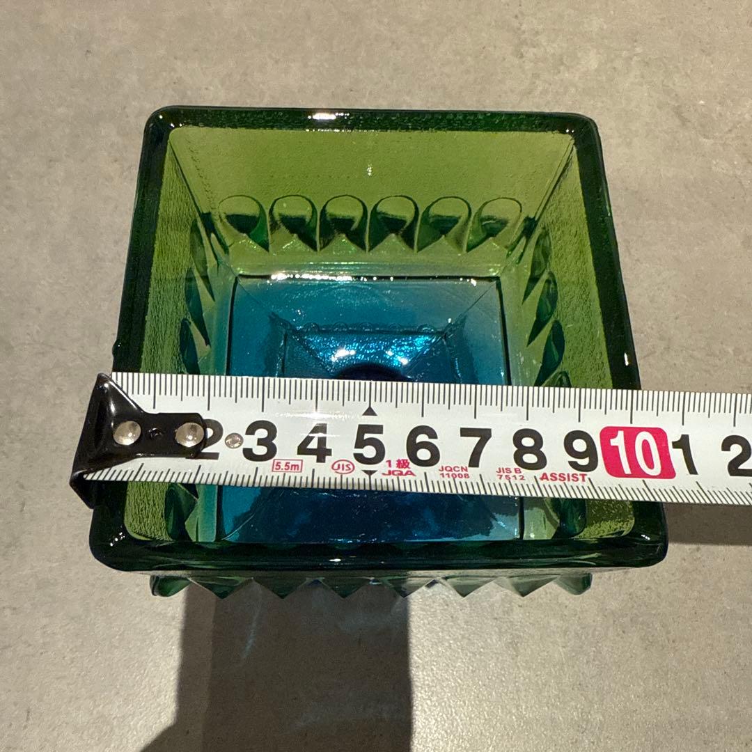 上村由希 YUKI UEMURA ガラスコラージュ SavoN Bouquet 梅雨空を