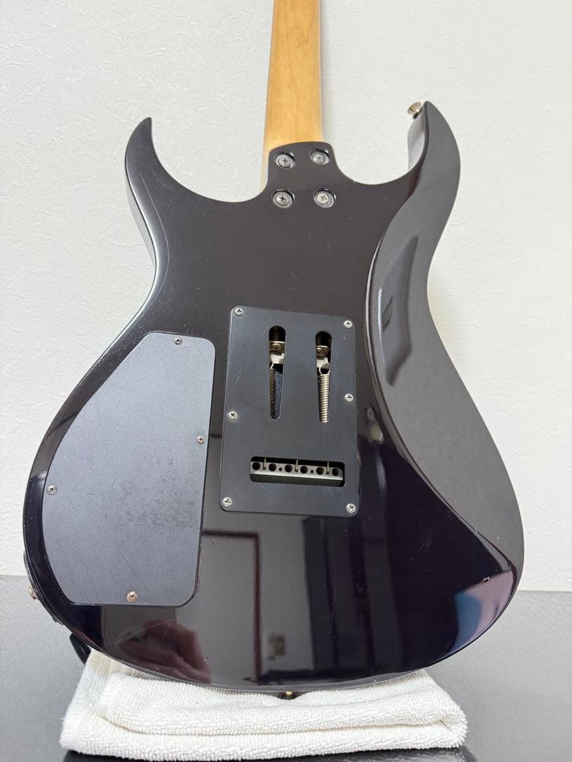 美品 FERNANDES FGZ 400