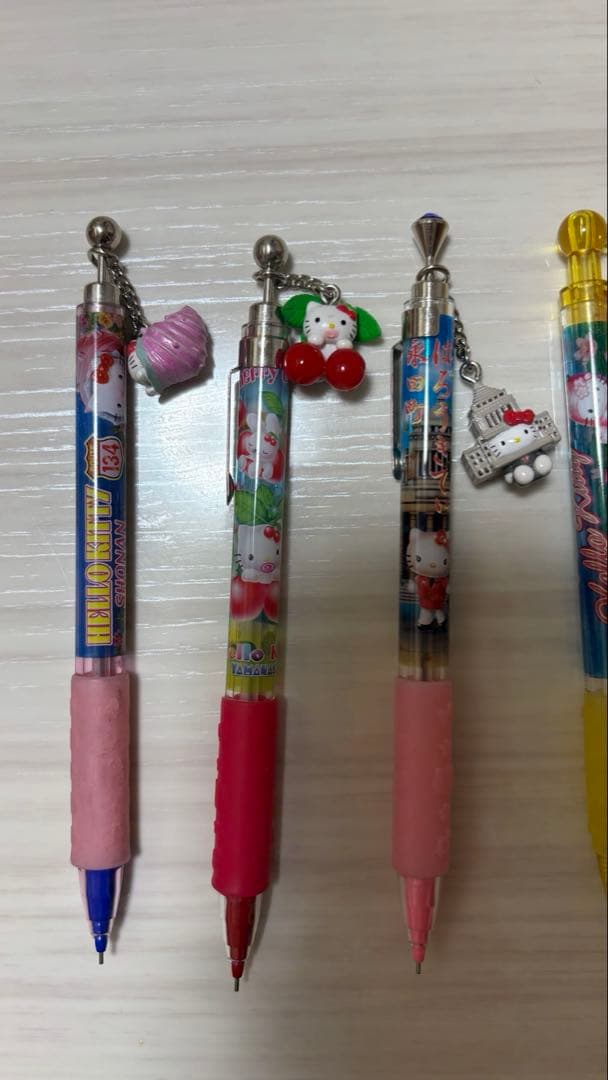 ハローキティ ご当地シャープペンシル 8本 - メルカリ