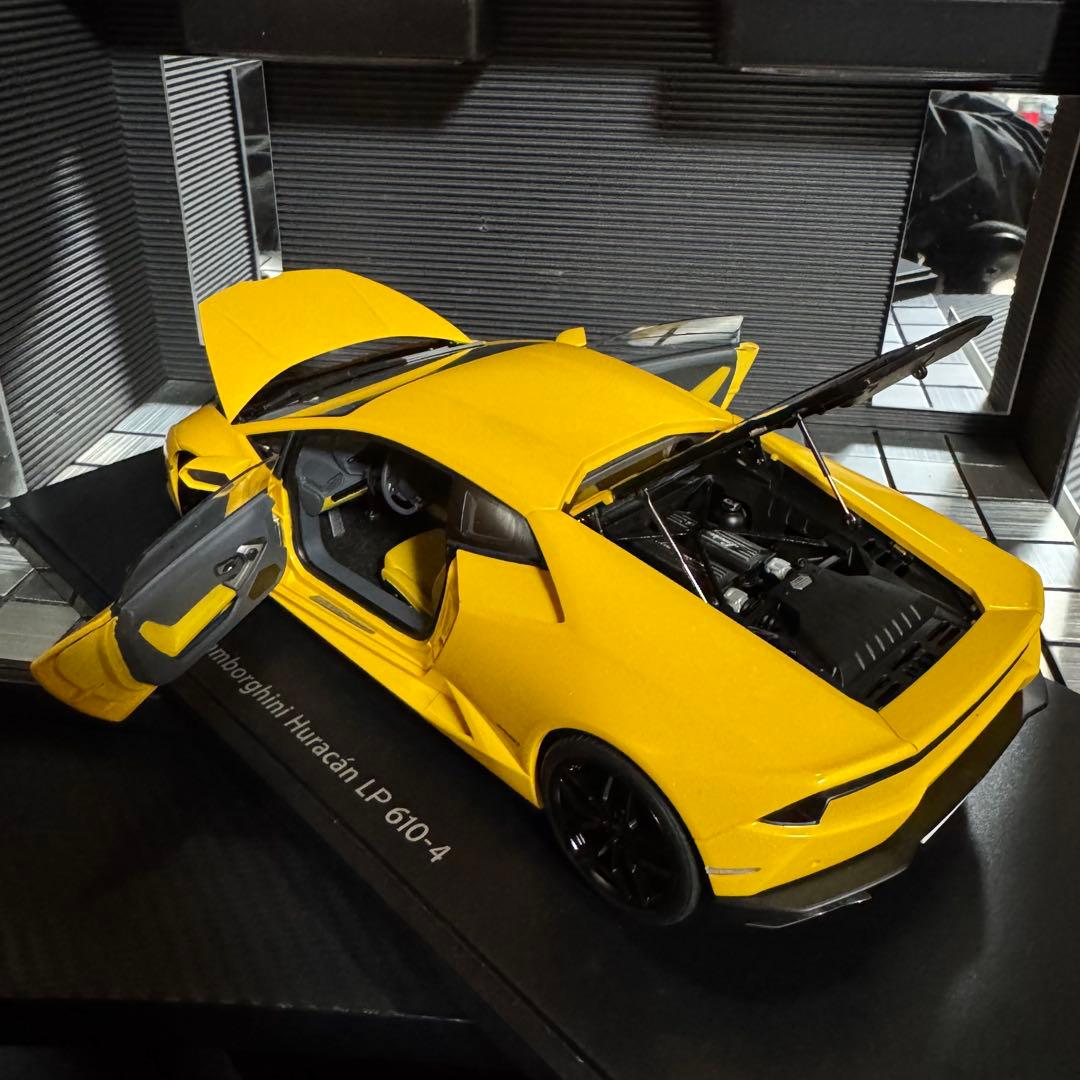 未展示品 オートアート1/18 ランボルギーニ ウラカン LP610-4