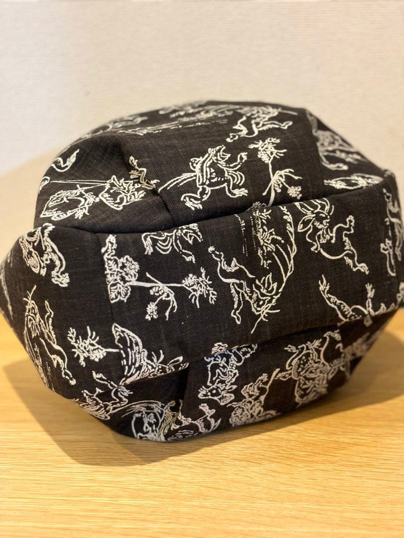 和装バック　着物バック　和柄コットン生地・鳥獣戯画（こげ茶）