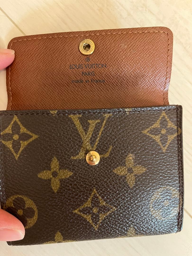 ルイヴィトン　モノグラム　二つ折りケース