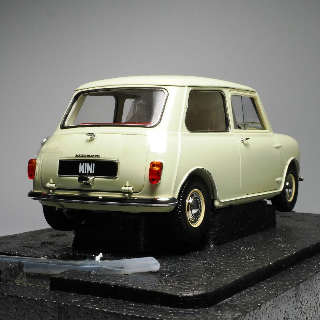 京商 1/18 モーリス ミニ マイナー オールドイングリッシュホワイト