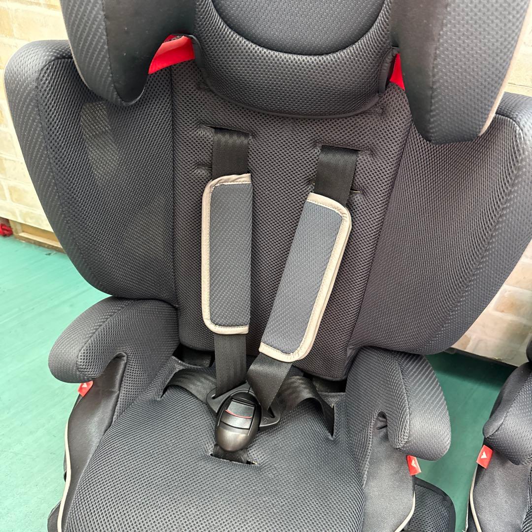 アップリカ　ジュニアシート　双子　2台セット　1才から　チャイルドシート