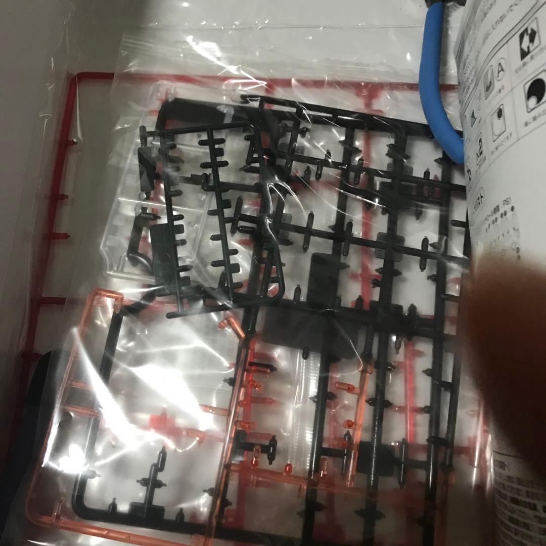 ファーストガンダム　HGUCシャア専用M Sセットクリアカラーバージョン