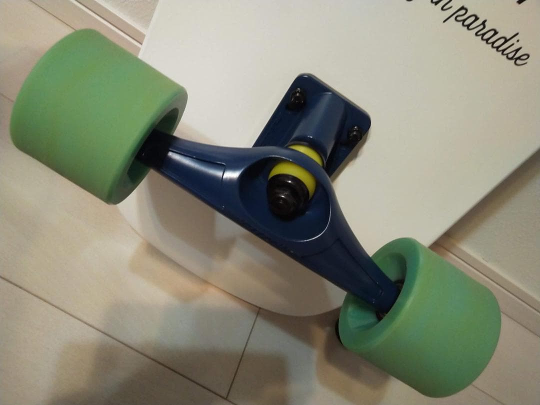 【Miller Division／ミラーディヴィジョン】 サーフスケート