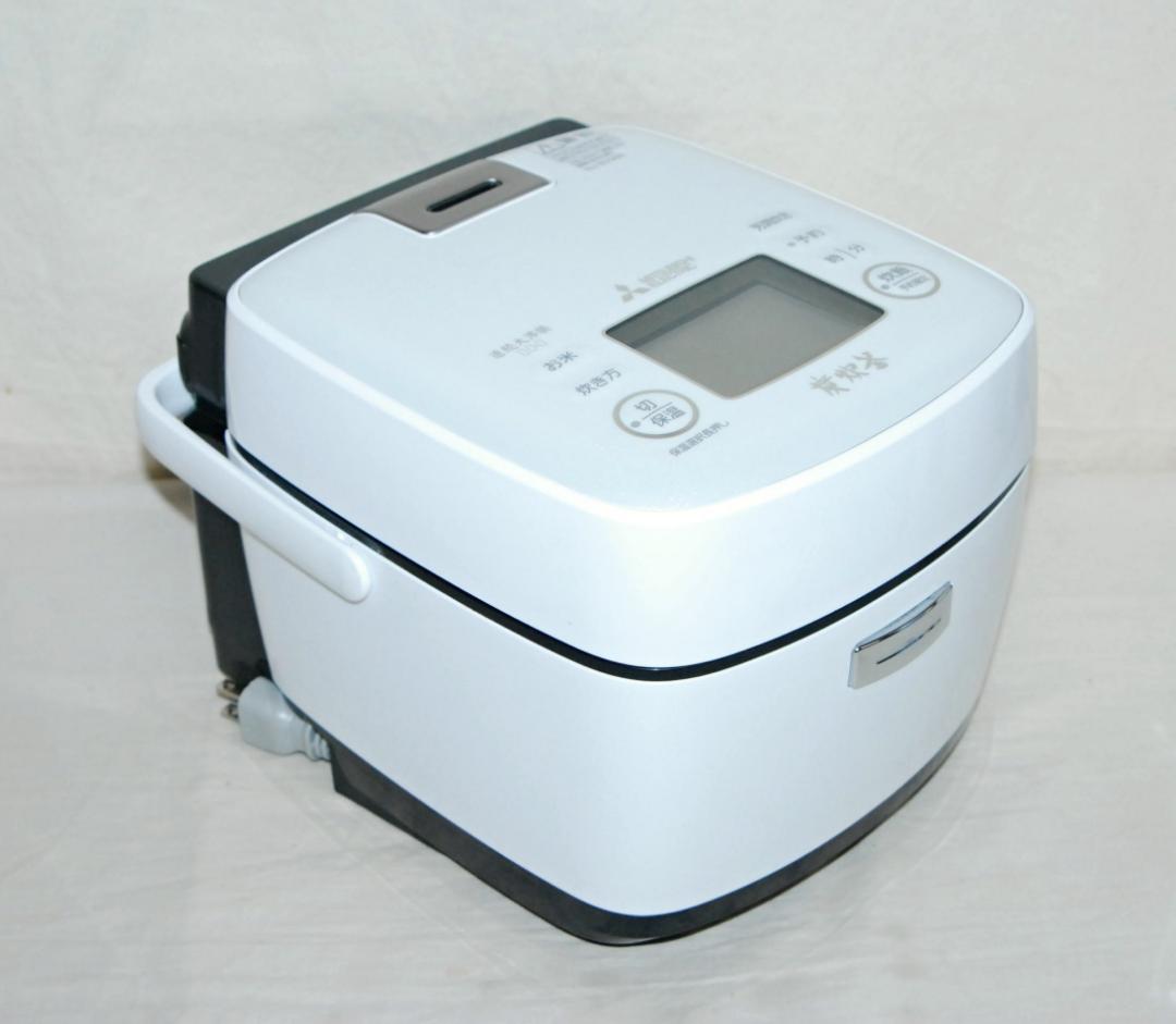 三菱 炊飯器 備長炭 炭炊釜 NJ-SV06R-W 3.5合 IH 2021年