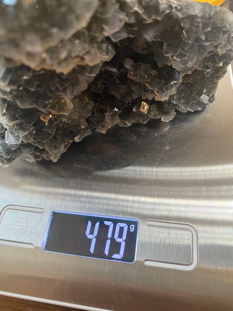 T945特価☆ブルーグレーフローライト キラキラキューブ結晶ジオード原石