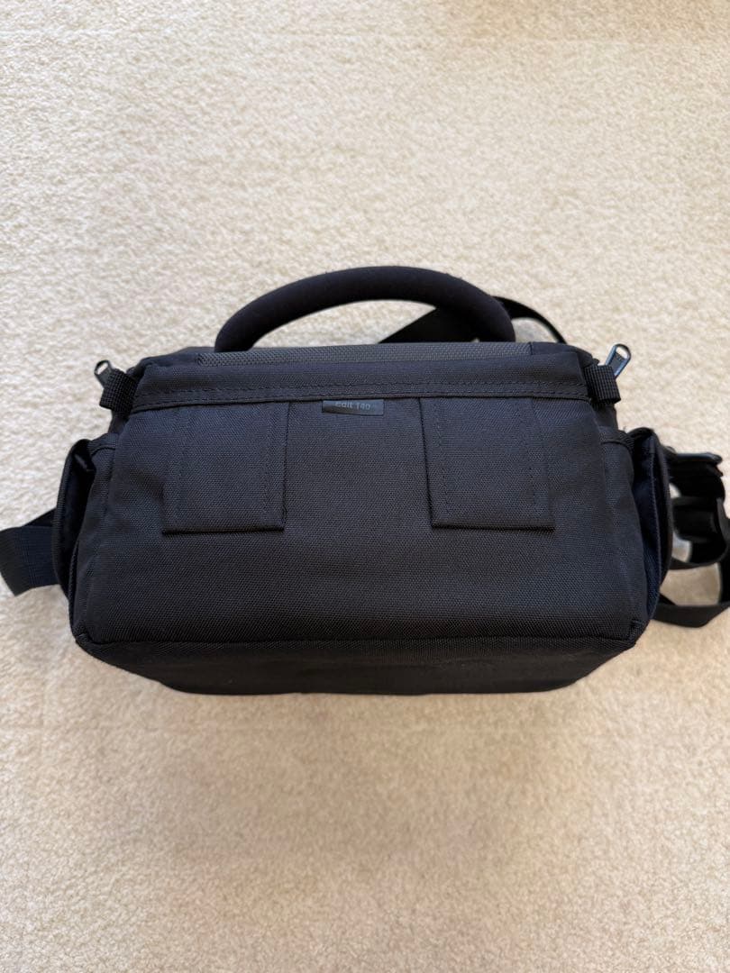 デジタルビデオカメラ　CANON iVIS HF G20＋付属品＋専用バッグ