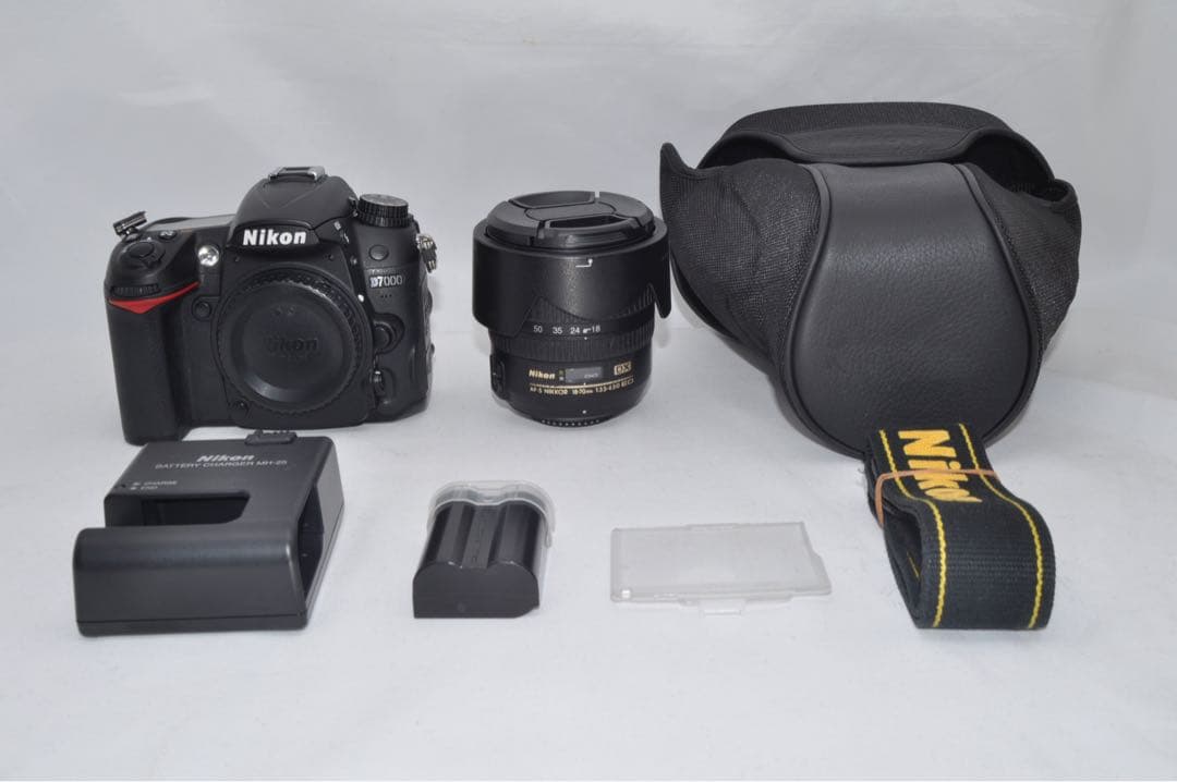 リコー WG-30 デジタルカメラ 本体と付属品