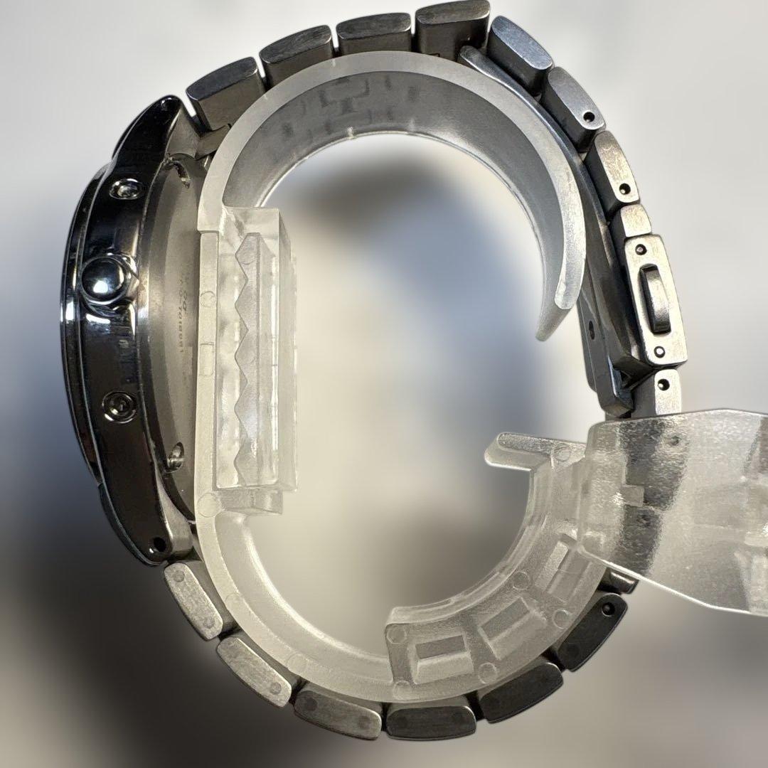 シチズン H100-T018661（エコ・ドライブ電波時計AT6000-52E）