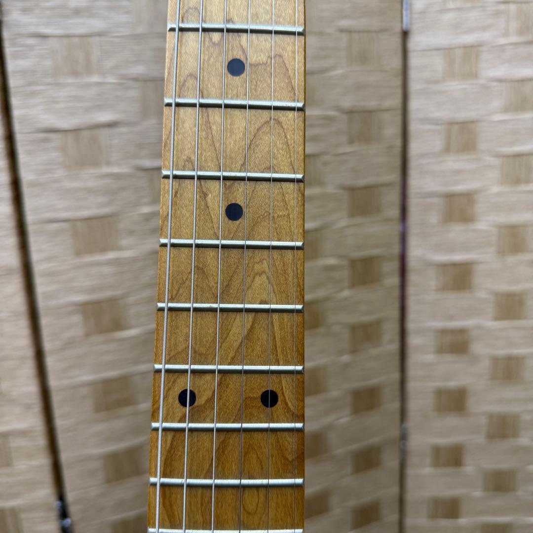 美品稼働品☆バッカス　エレキギター☆Bacchus　ユニバースシリーズ