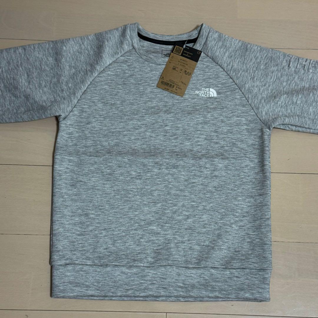 ダグ付き未使用品　ノースフェイス　160㎝　長袖トレーナー