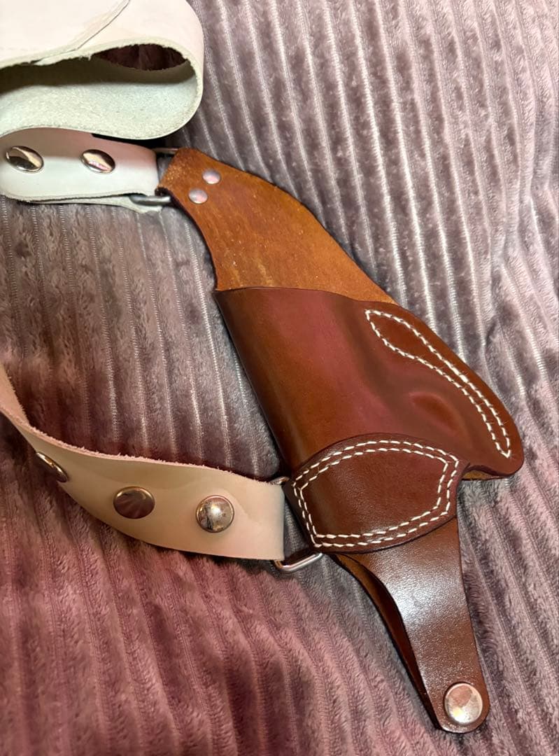 ベイシティ刑事 ホルスタ➖ MAGGYのドレス 星野ショルダーホルスター