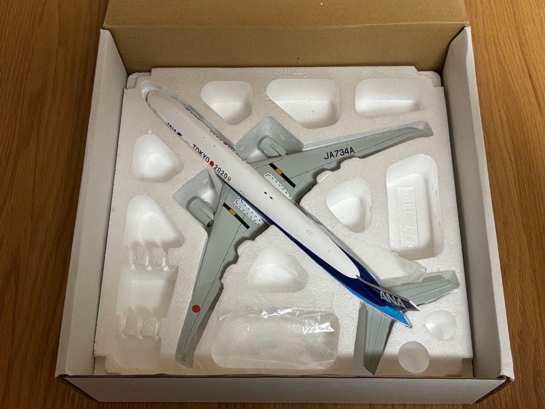 航空機・ヘリコプター ANA BOEING 777 -381/ER TOKYO 2020 1/200