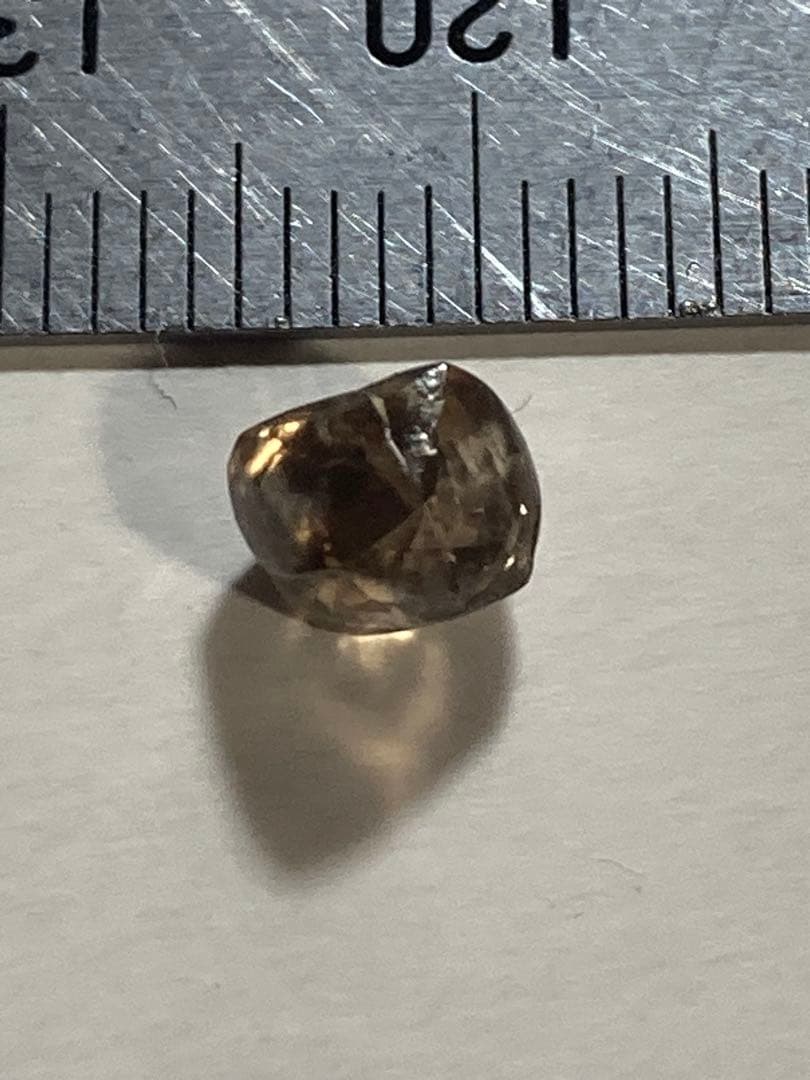天然ダイヤモンド原石　1.5ct 小フラット面有画像7の輝部