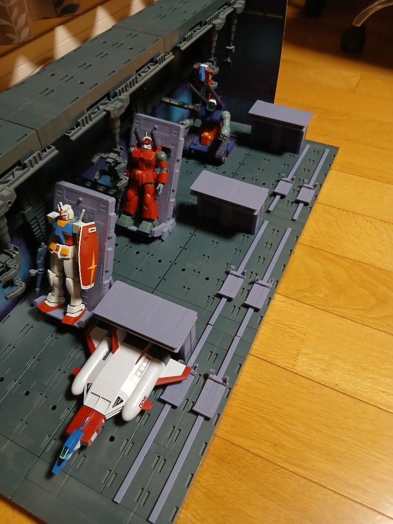 ロボット魂　ジオラマ　ガンダム フィギュア 1/144 スケール