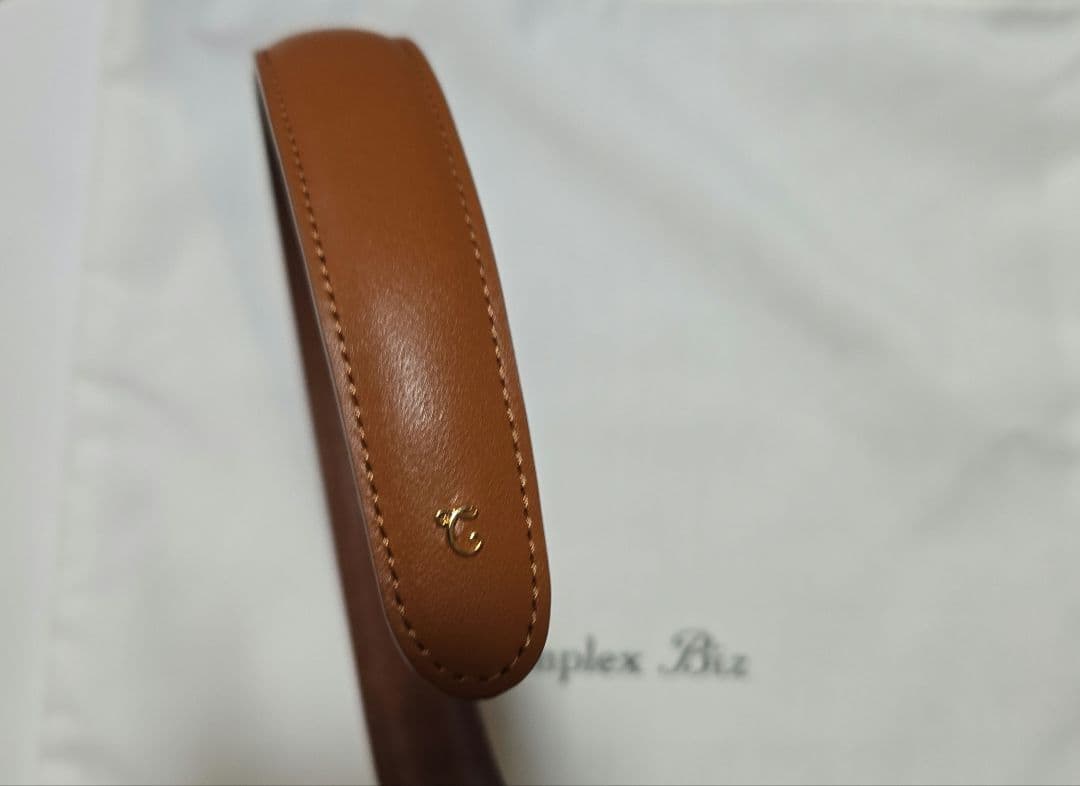 コンプレックスビズ　レザー　カチューシャ　茶色　ライトブラウン