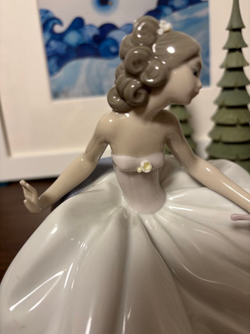 リヤドロ お祭り ひと休み 舞踏会