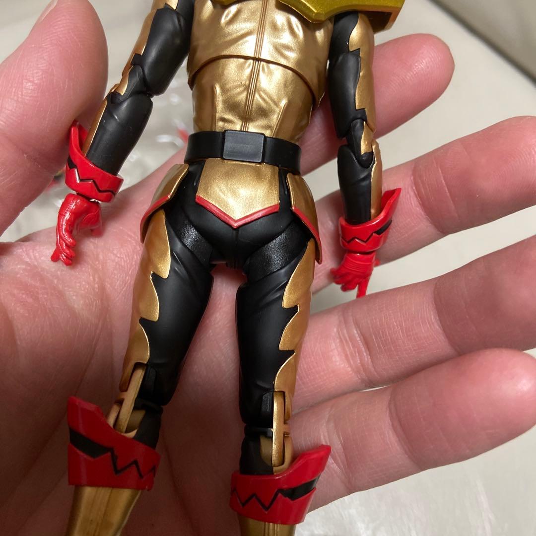 S.H.Figuarts フィギュアーツ　ツーカイザー　機界戦隊　ゼンカイジャー