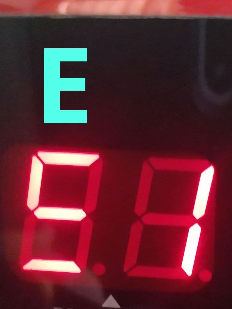 Fernandes ZO−3 digi−zo エフェクター　スタンド