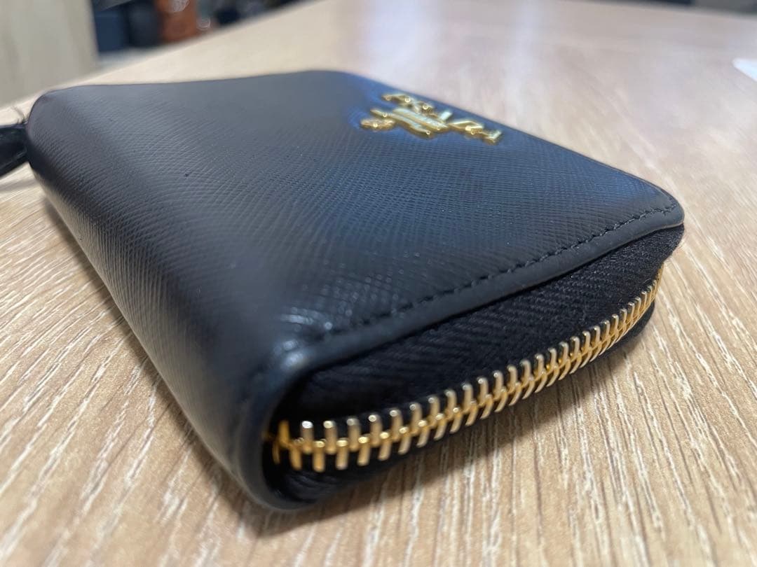【☆値下げしました☆】PRADA ケース ブラック