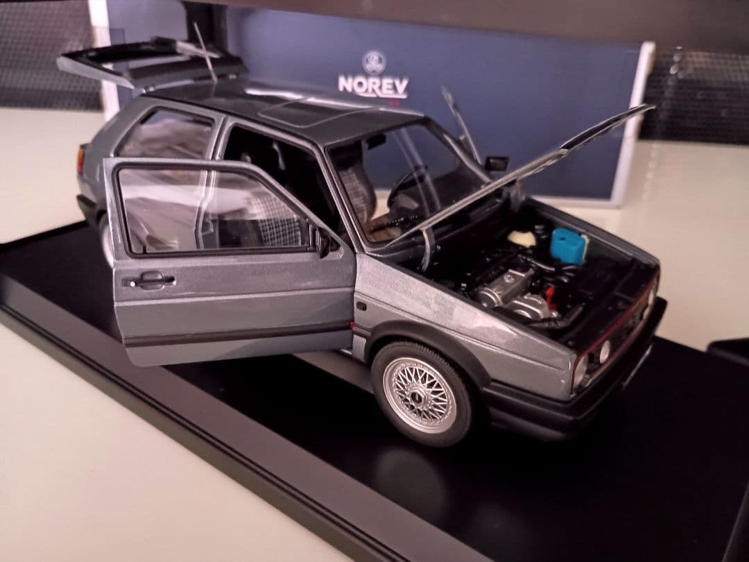 ノレブ VW GOLF フォルクス ワーゲン ゴルフ 2 GTI 1/18