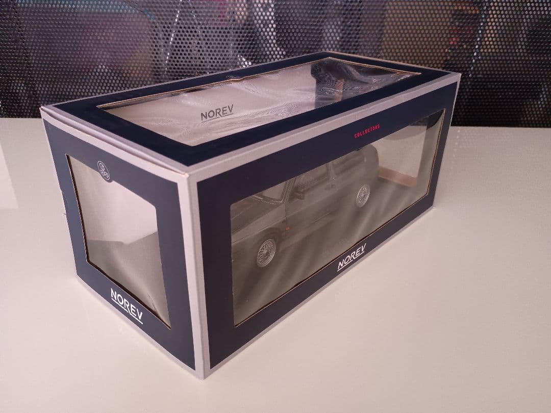 ノレブ VW GOLF フォルクス ワーゲン ゴルフ 2 GTI 1/18