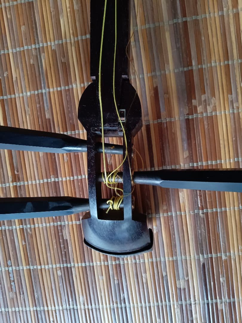 三味線本体 白とオレンジ ケース付き 三味線本体 白とオレンジ ケース