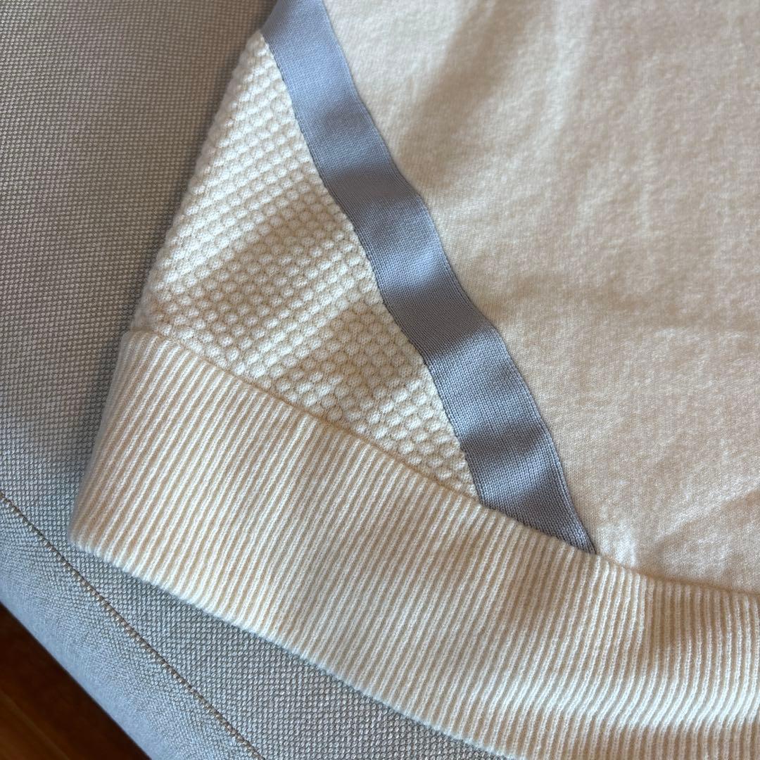 マーク＆ロナ　オフホワイトセーター　美品‼️