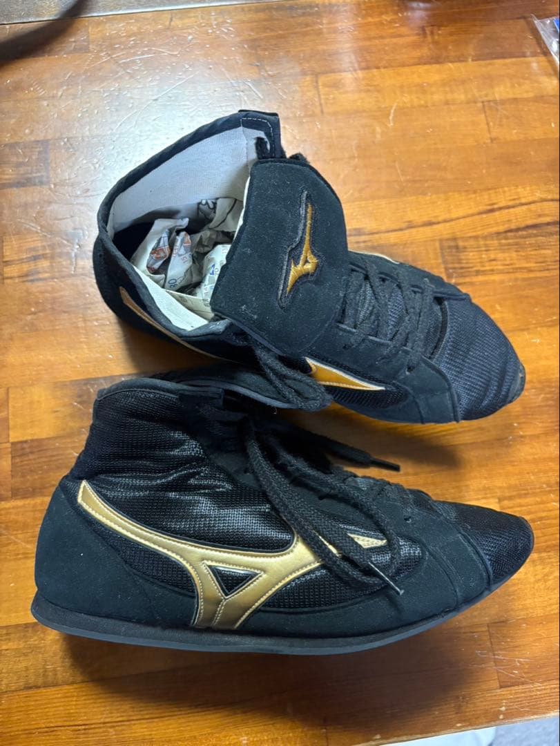 Mizuno ボクシングシューズ ブラック/ゴールド - メルカリ
