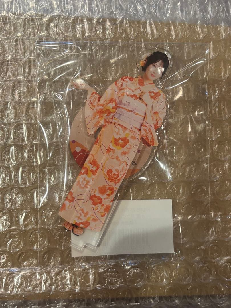 FRUITS ZIPPER 鎮西寿々歌 すきくじB賞アクリルスタンド - メルカリ