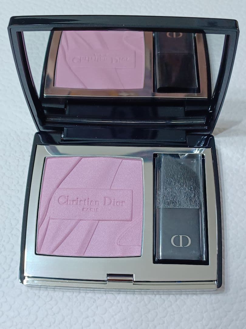 ディオールスキン ルージュ ブラッシュ 290 ジグ ネチャー シマー