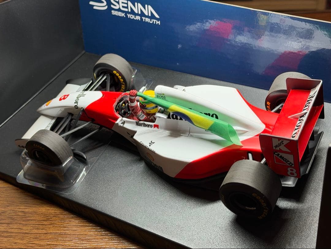 ミニチャンプス 1/18 マクラーレン MP4/8 アイルトン セナ - メルカリ