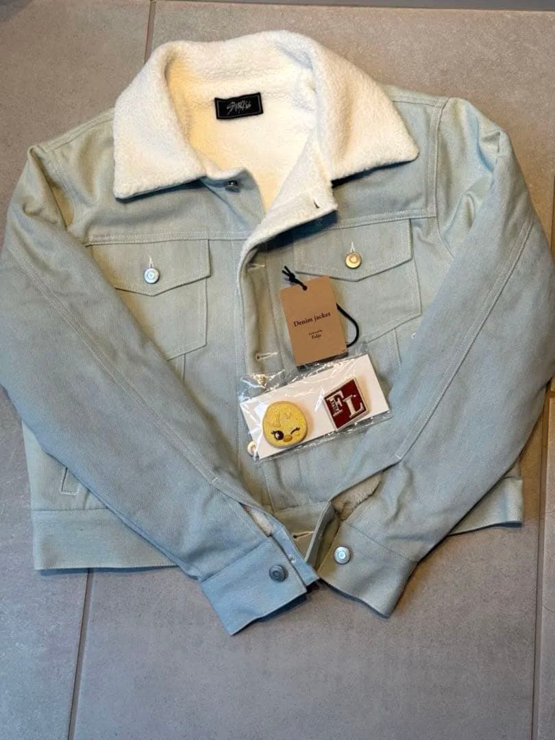 ストレイキッズ XMASPOPUP Felixフィリックスデニムジャケット スキズ straykids デニムジャケット フィリックス ポップアップ - メルカリ