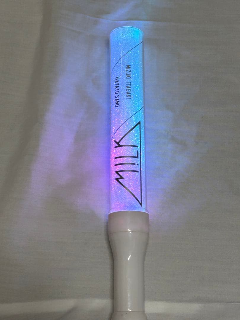 M!LK カラチェン ペンライト