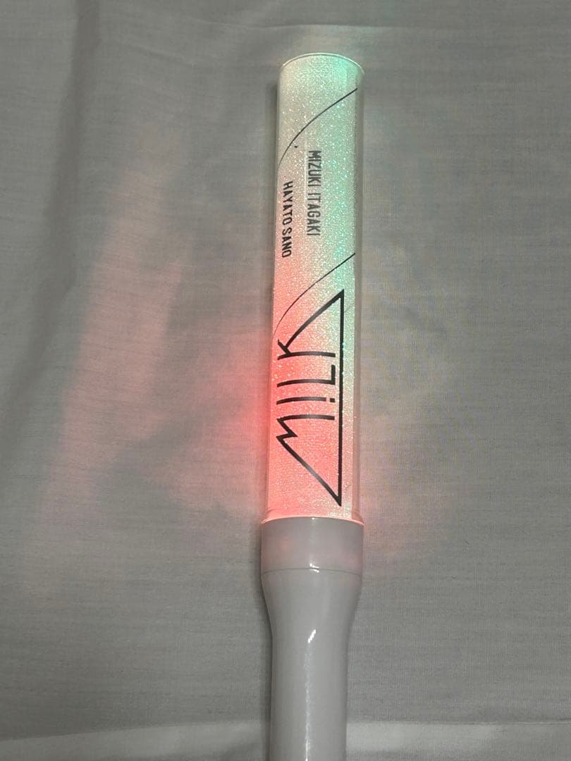 M!LK カラチェン ペンライト