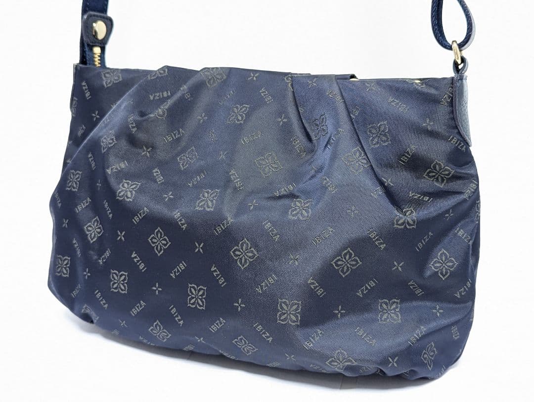 IBIZA　ナイロン　ショルダーバック　総柄 ネイビー