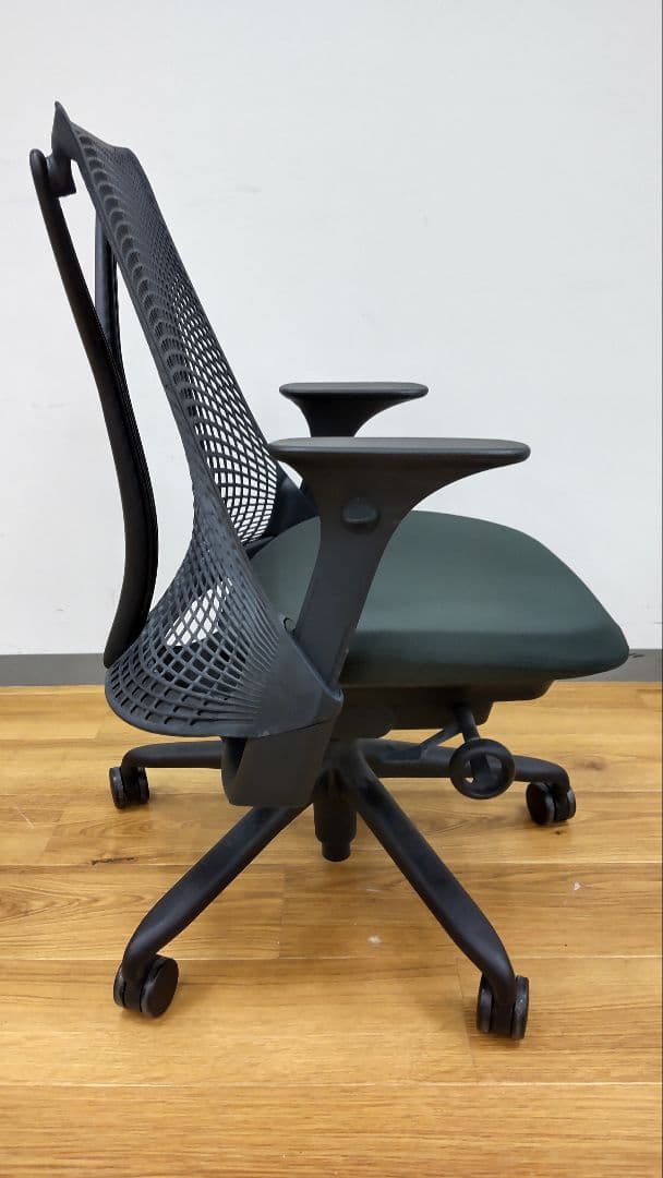 【美品】ハーマンミラー　セイルチェアブラック 黒 オフィスチェア　#22