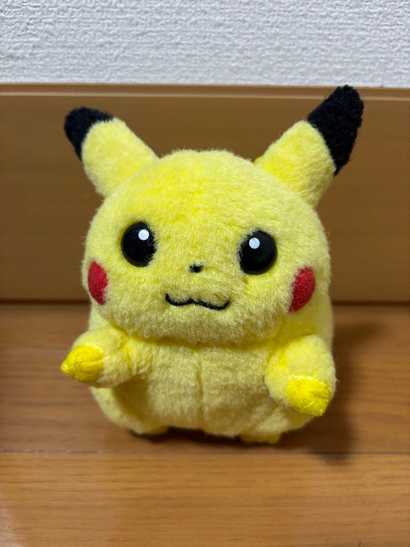 初期　ピカチュウ　ぬいぐるみ　TOMY 綺麗な状態　最終お値下げ　61200円→