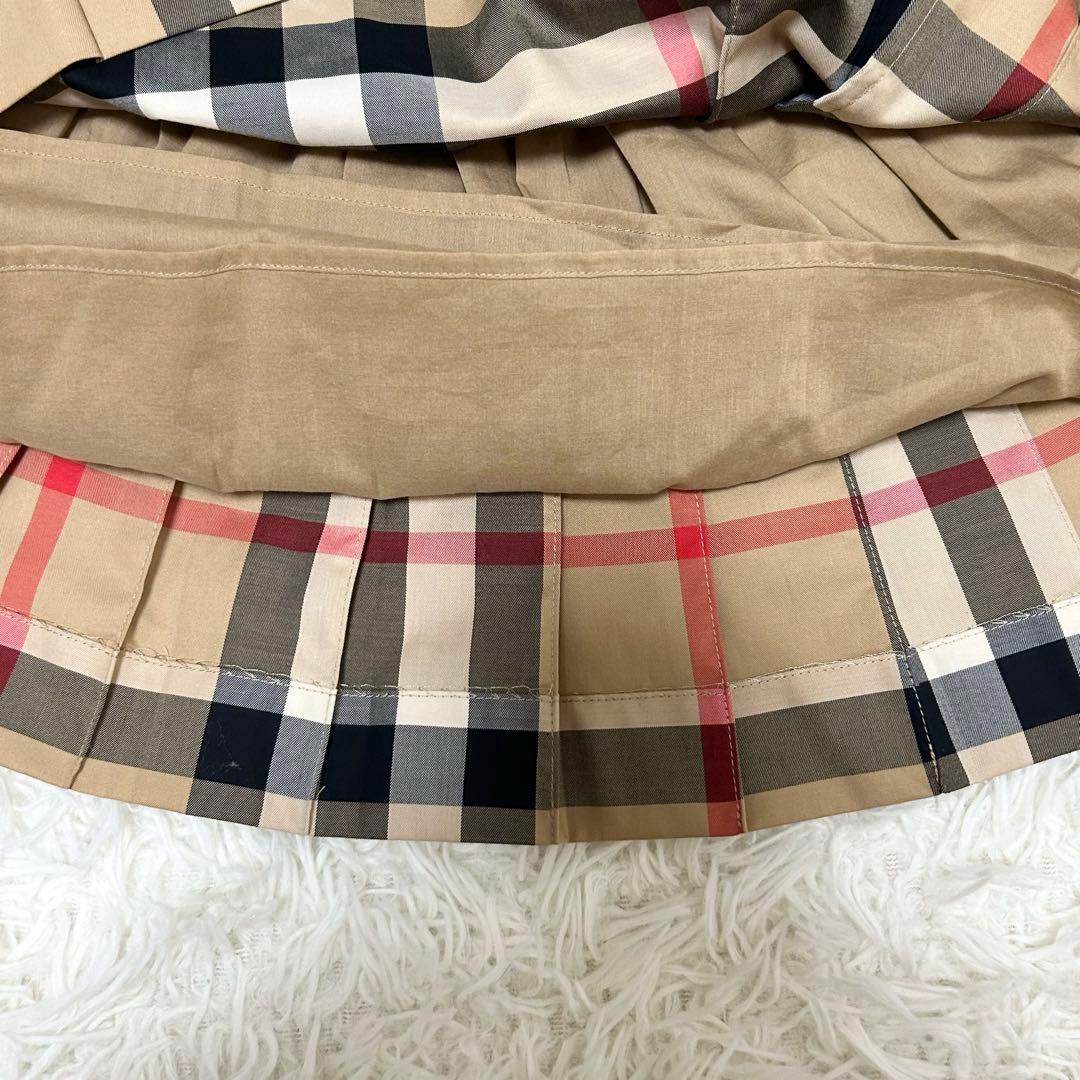 新品✨バーバリー　スカート　ノバチェック　プリーツ　フレア　4歳　104cm