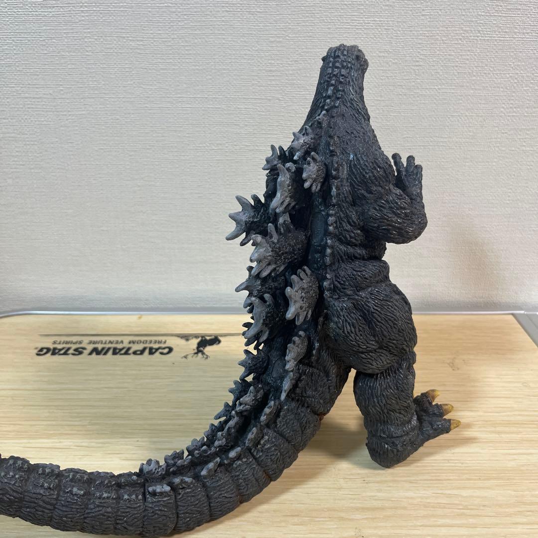 ゴジラ　ジオラマ　フィギュア