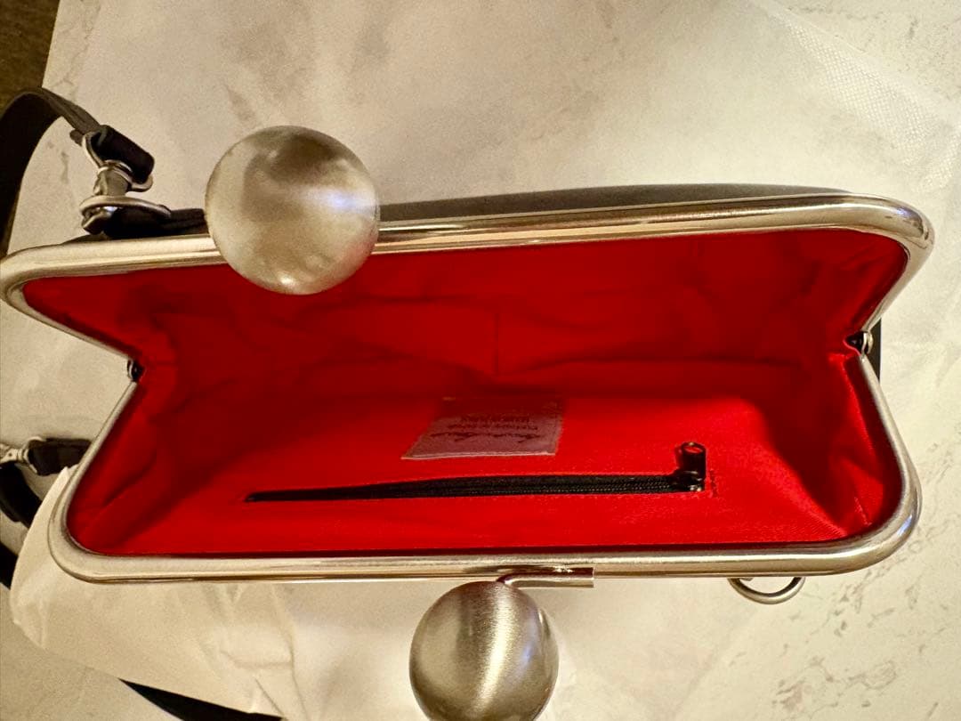 新品　2way ブラック がま口ショルダーバッグ カワカワ　kawakawa