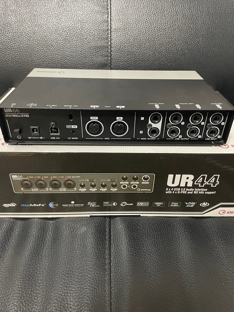 Steinberg UR44 USBオーディオインターフェイス