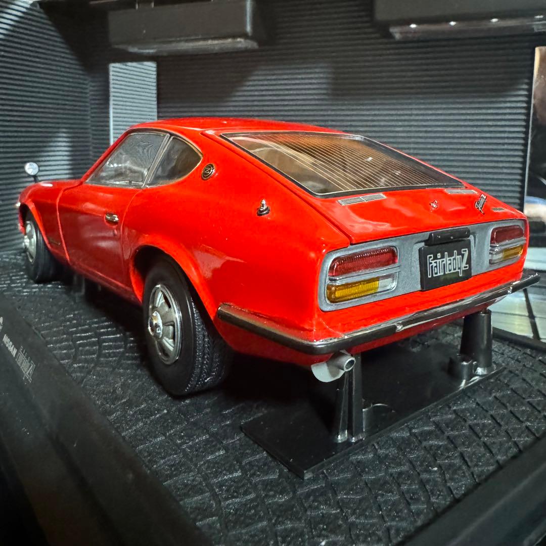 絶版 未展示品 京商 1/18 フェアレディZ-L(RED)