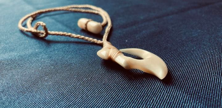 割引 ボーンカービング 希少素材マッコウクジラ歯（ネックレス