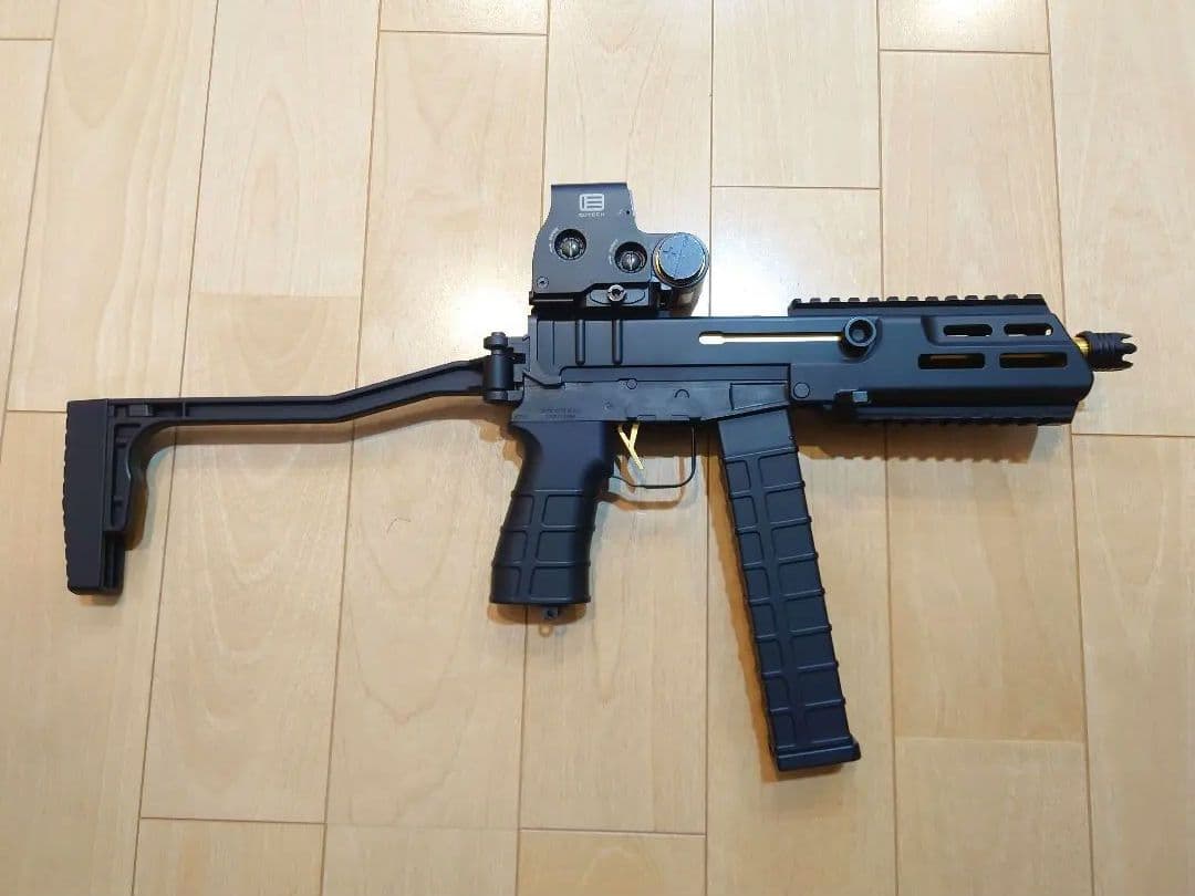 スコーピオンmod.ｍ　ホロサイト付き