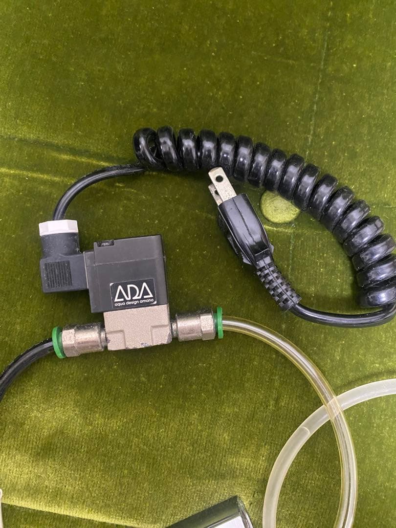 ADA CO2アドバンスシステム ホルダー、電磁弁、カウンター付き