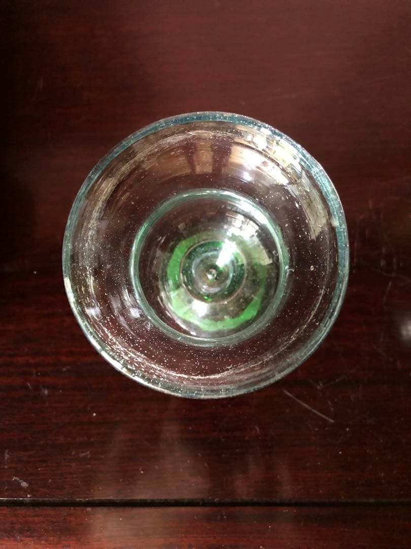 蔵にあった古いガラスコップ2客