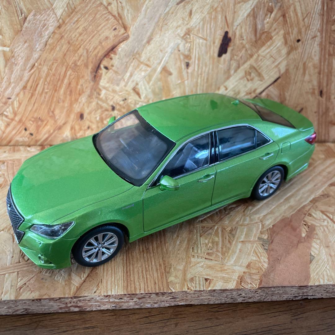 レア！トヨタ非売品カラーサンプル クラウンアスリート ミニカー